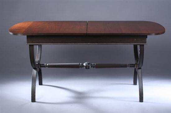 REGENCY STYLE MAHOGANY DINING