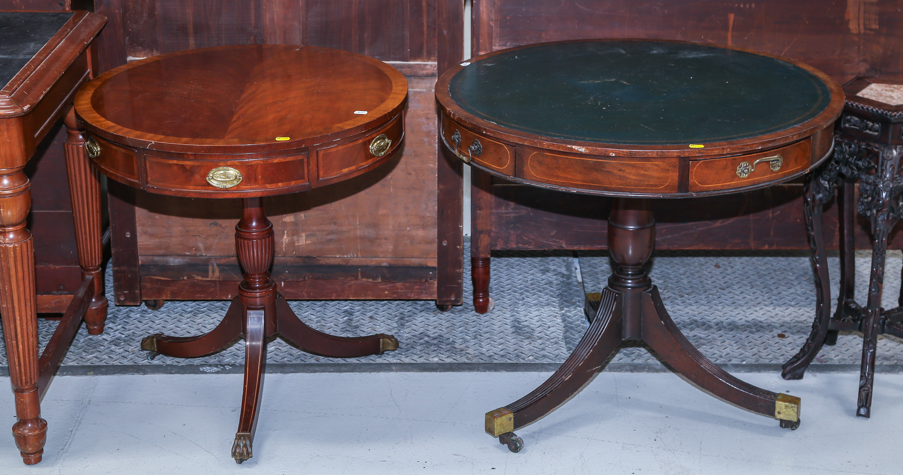 REGENCY STYLE MAHOGANY DRUM TABLE