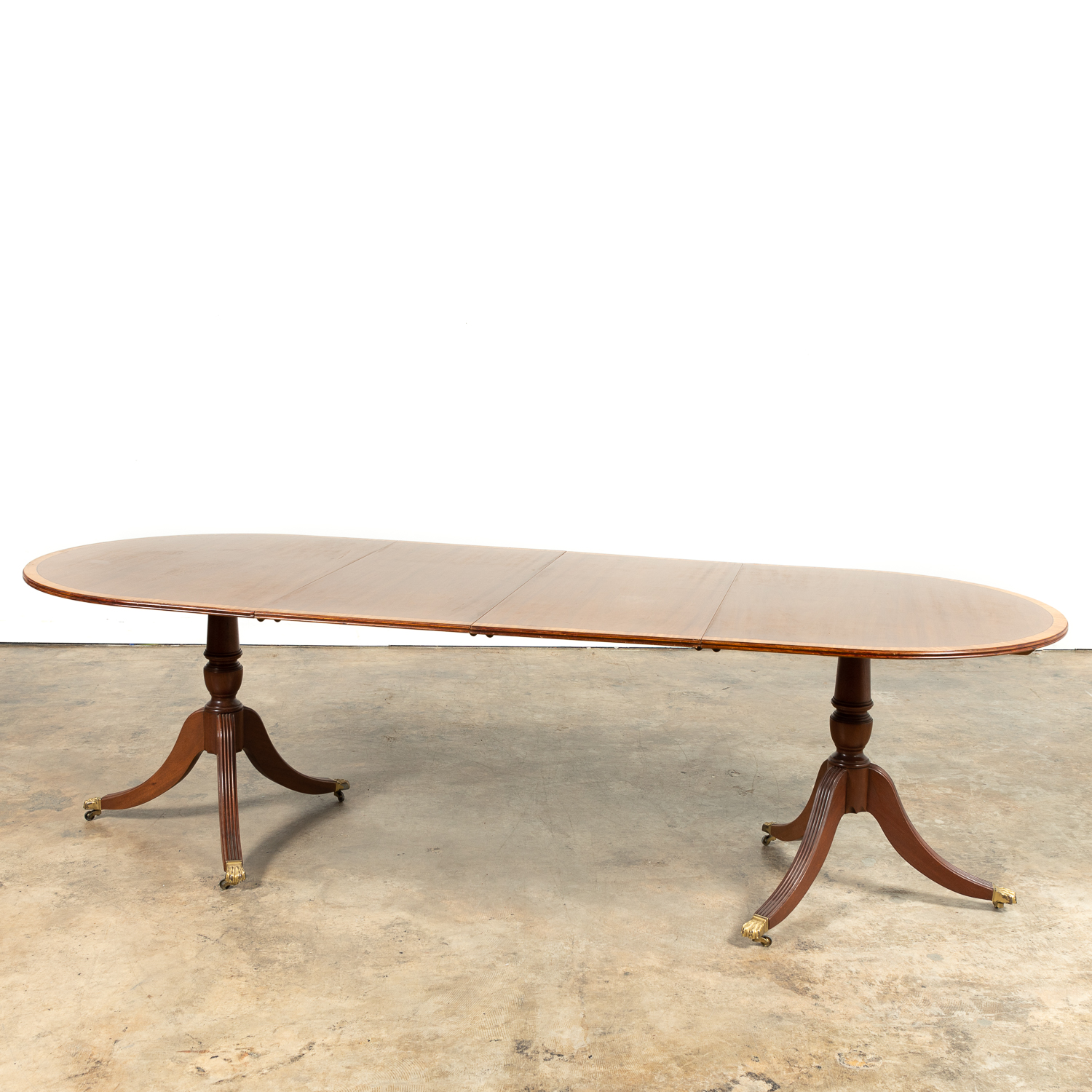 REGENCY STYLE MAHOGANY PEDESTAL