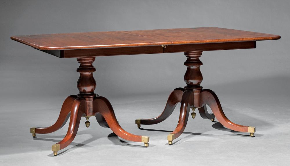 REGENCY-STYLE MAHOGANY PEDESTAL