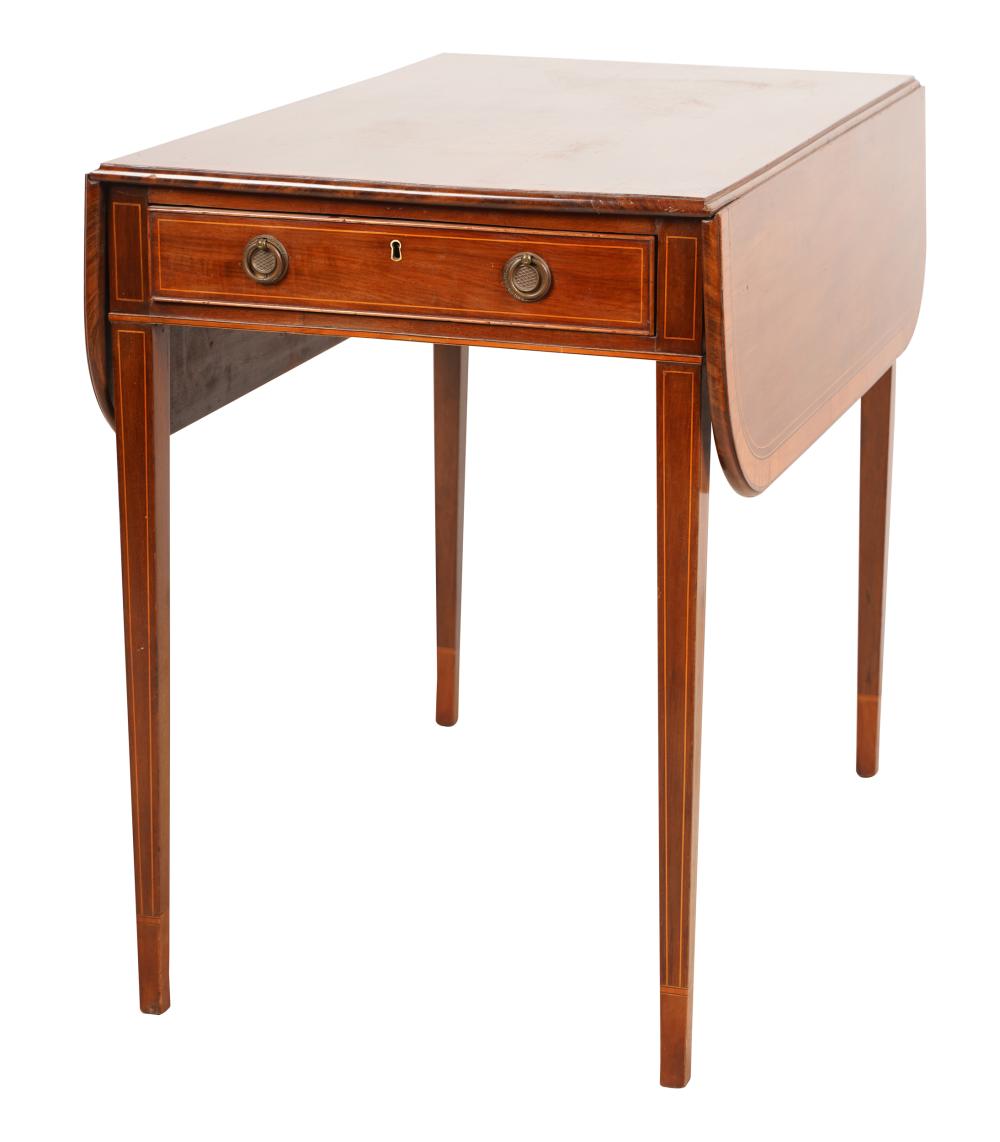 REGENCY-STYLE MAHOGANY PEMBROKE
