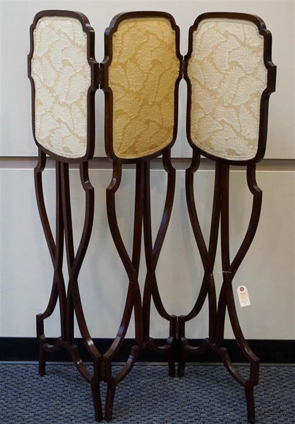 REGENCY STYLE MAHOGANY