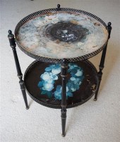 REGENCY STYLE TôLE DECORATED 2