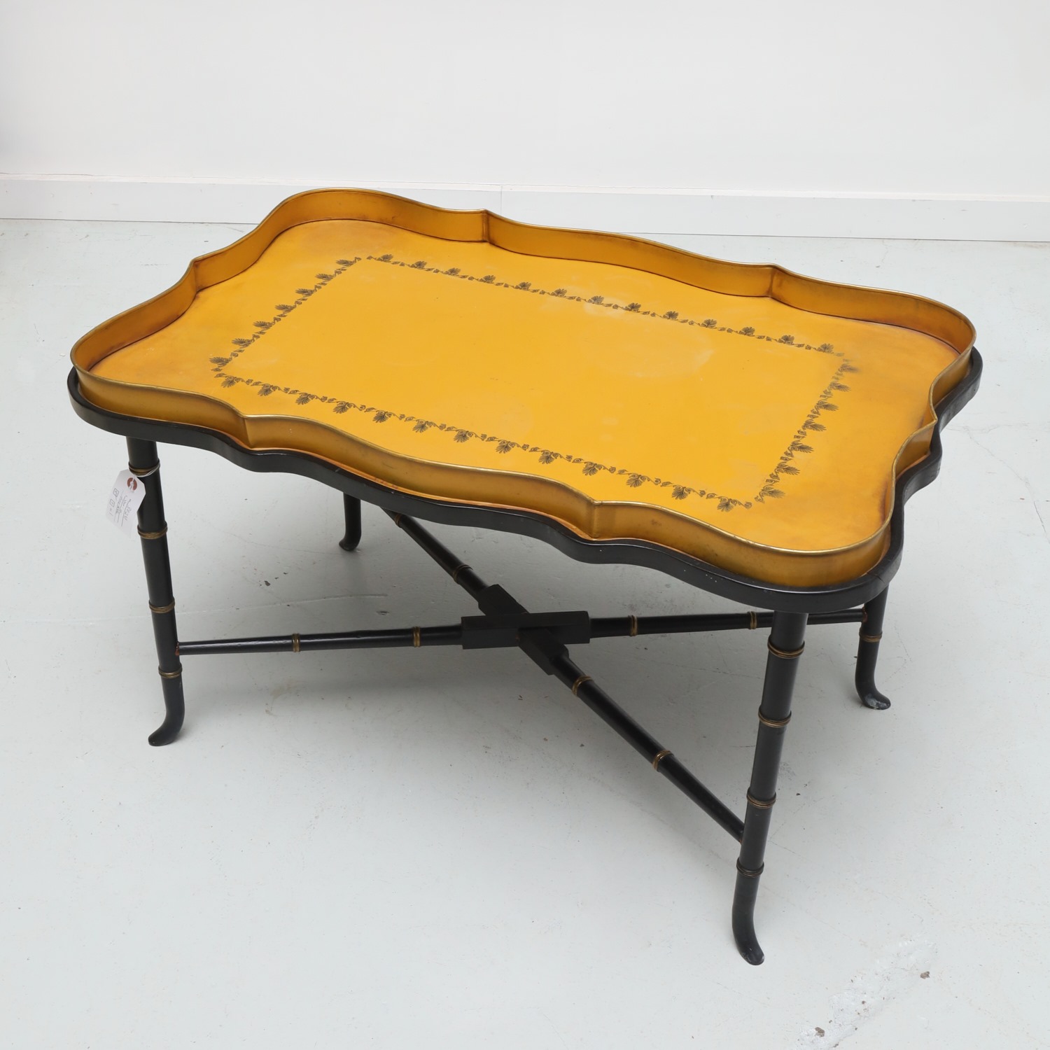 REGENCY STYLE TOLE TRAY COFFEE