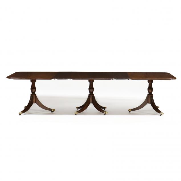 REGENCY STYLE TRIPLE PEDESTAL