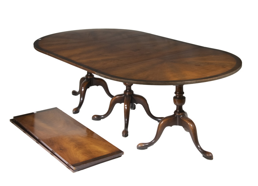 REGENCY THREE-PART TILT TOP