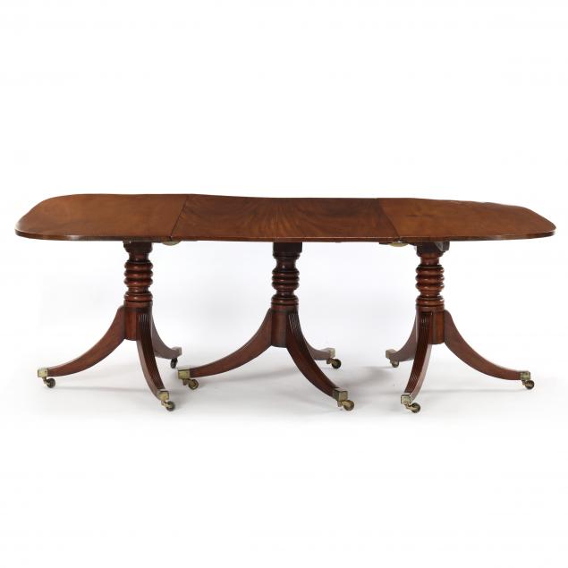 REGENCY TRIPLE PEDESTAL MAHOGANY