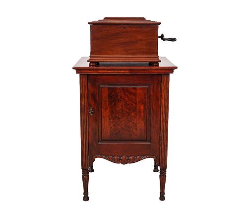 REGINA DISK PLAYER ON STANDRegina