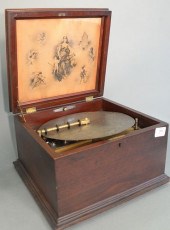 REGINA MUSIC BOX 11" DISC PLAY