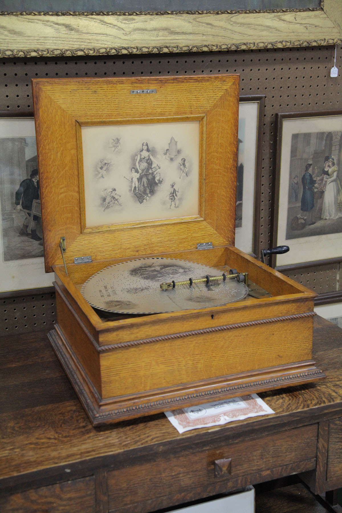 REGINA MUSIC BOX.  New Jersey  late