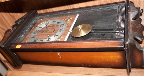 Regulator style wall clock Estimate