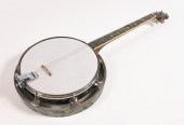 REMO BANJO IN CASE: Formica ve
