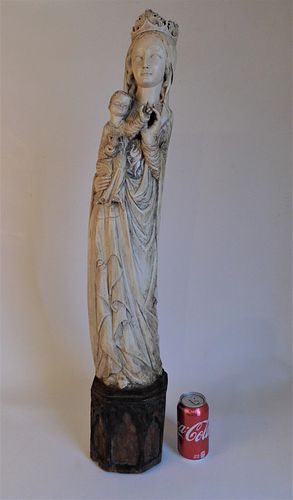 RENAISSANCE ERA CARVED FIGURE