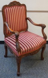 RENAISSANCE REVIVAL STYLE CARV
