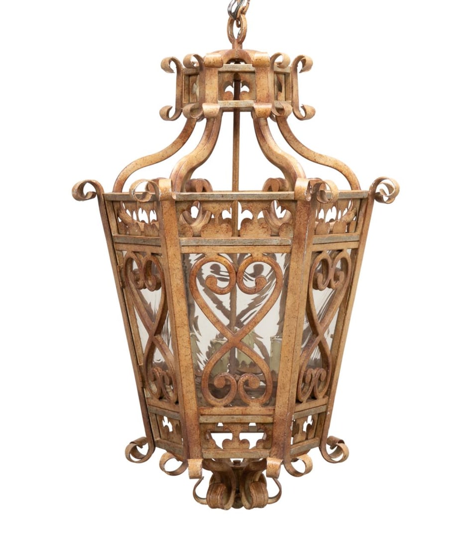 RENAISSANCE STYLE DISTRESSED INDOOR