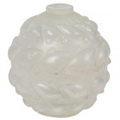 RENE LALIQUE "CAMARET" GLASS V