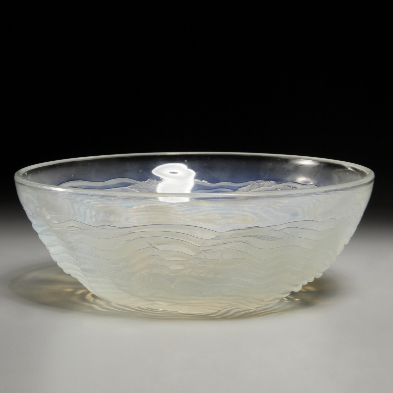 RENE LALIQUE, "DAUPHINS" OPALESCENT