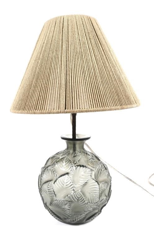 RENE LALIQUE ORMEAUX VASE TABLE