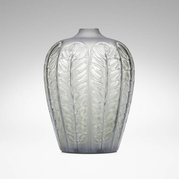 René Lalique. Tournai vase. c.