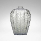 René Lalique. Tournai vase. c.