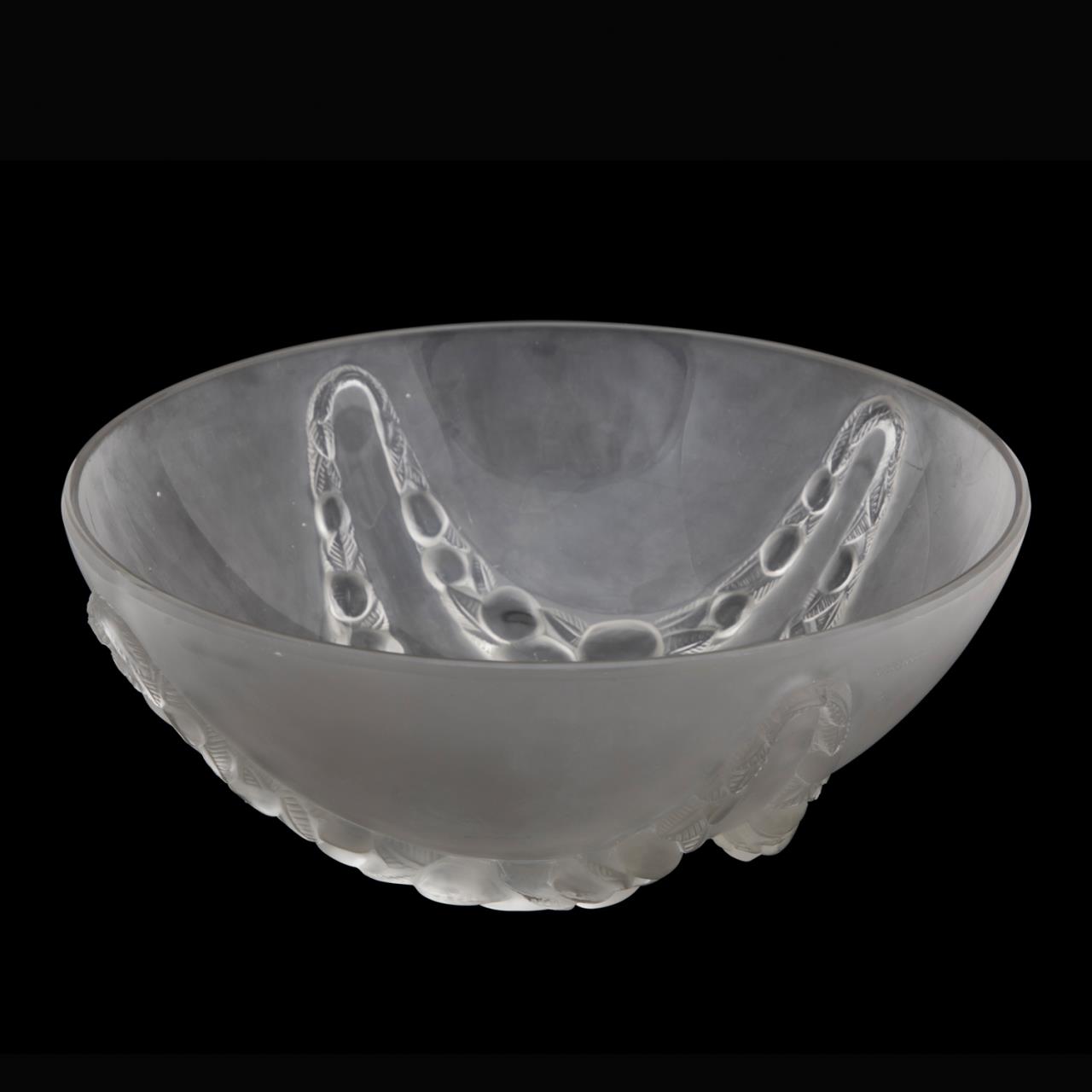 RENE LALIQUE "VILLENEUVE" FROSTED