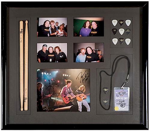 REO SPEEDWAGON SIGNED CONCERT