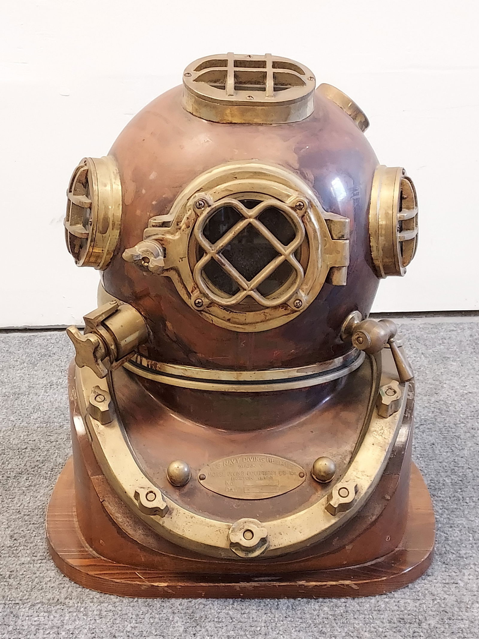 REPLICA U.S. NAVY MARK V COPPER