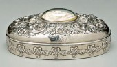 Repouss&eacute; sterling jewel