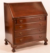 REPRODUCTION CHIPPENDALE SLANT