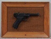 REPRODUCTION LUGER PISTOL SCUL