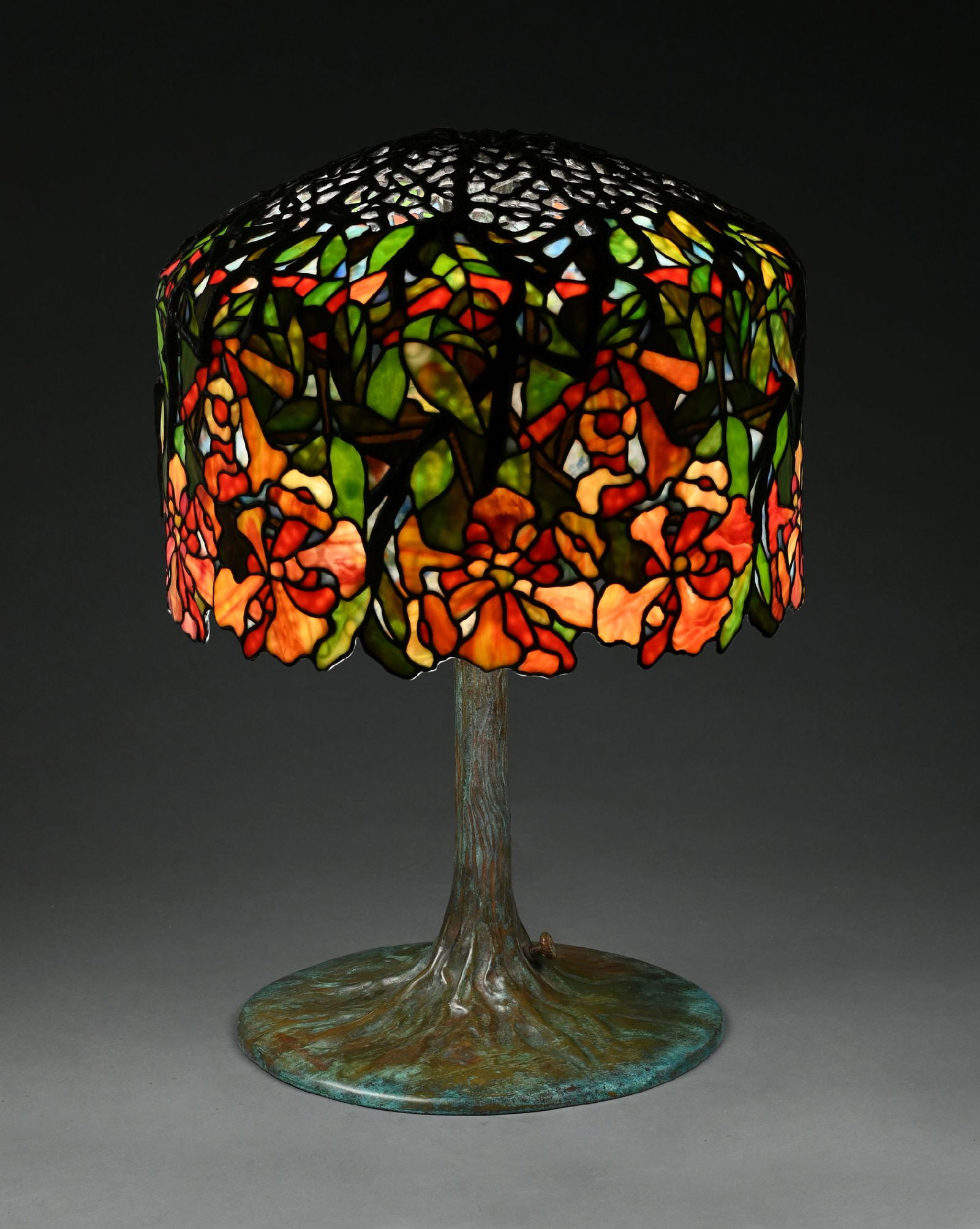 REPRODUCTION TIFFANY STUDIOS