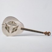 RESOPHONIC TENOR GUITARUnited