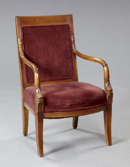 Restauration-Style Mahogany