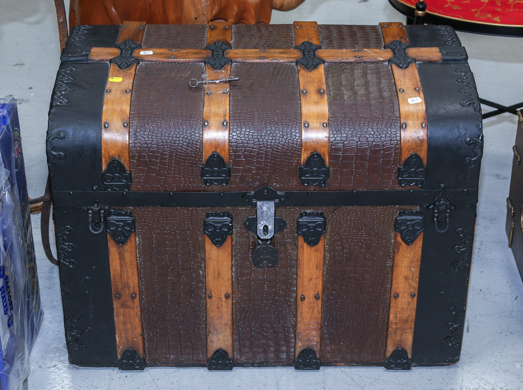 RESTORED ANTIQUE STEAMER TRUNK