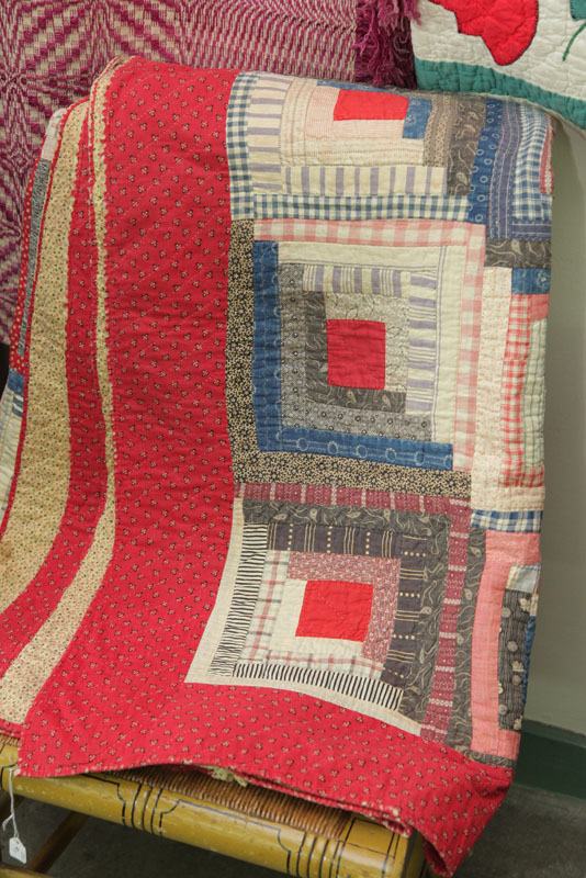 REVERSIBLE LOG CABIN. New