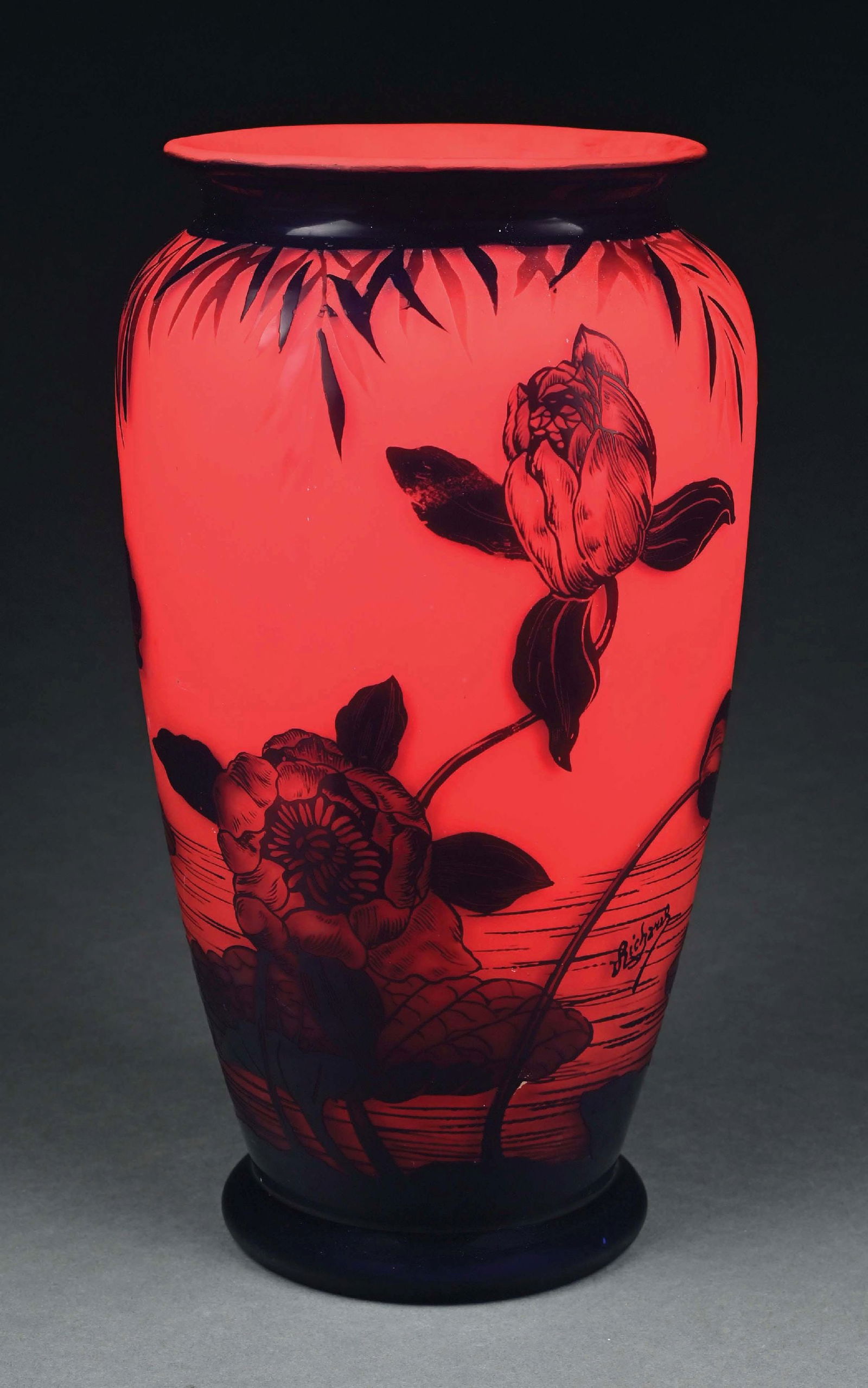 RICHARD LARGE FRENCH CAMEO GLASS