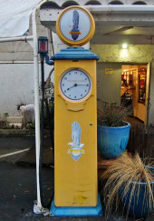 RICHFIELD HI OCTANE GAS PUMP B