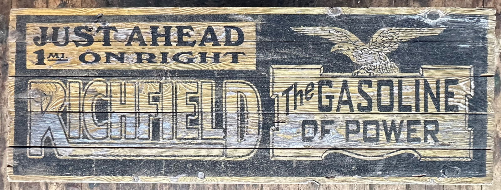 RICHFIELD WOOD SIGN, REFLECTIVE
