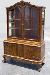 RICHLY GRAINED BURLED WALNUT C