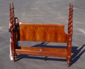 RICHLY GRAINED MAHOGANY ROPE T