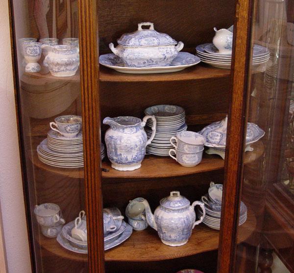 RIDGWAYS ''ORIENTAL'' BLUE