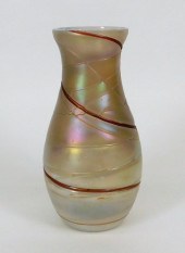 RINDSKOPF RED VEINED IRIDESCEN