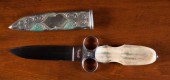 RING GUARD DAGGER BY WILLE RIG