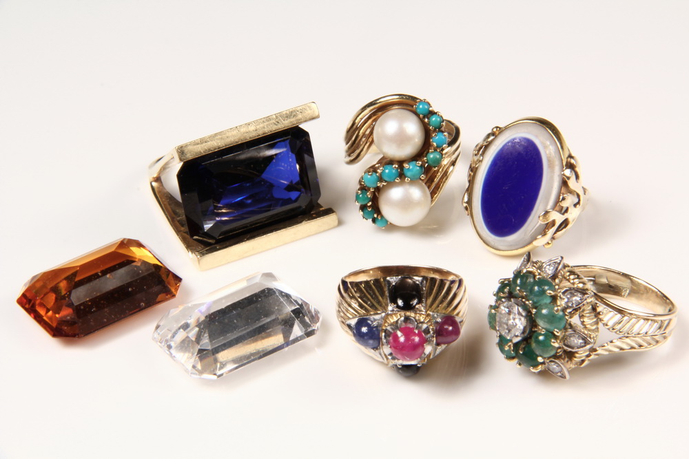 RINGS - Lot of (5) Vintage 14K