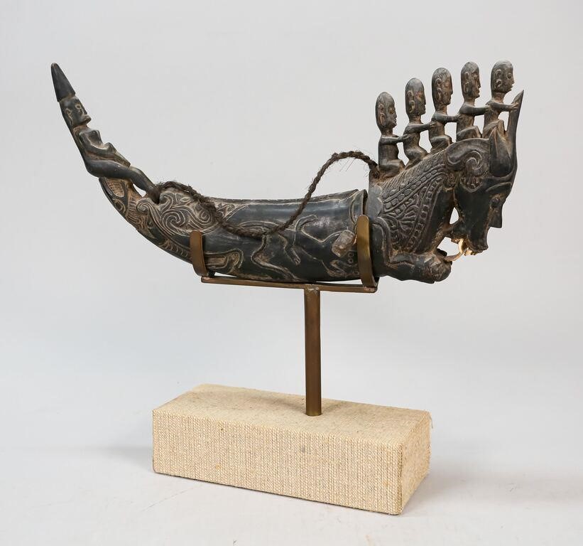 RITUAL SPECIALIST'S MEDICINE HORN