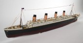 RMS TITANIC MODEL 30.5"Highly