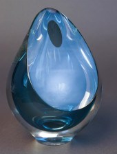 ROBERT DEEBLE, ART GLASS TABLE