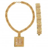 ROBERT LARIN GOLD TONE BRACELE