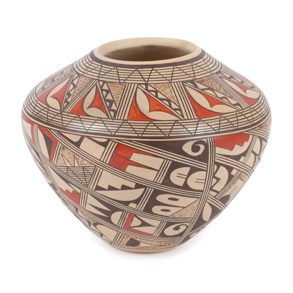 ROBERTA YOUVELLA SILAS HOPI /