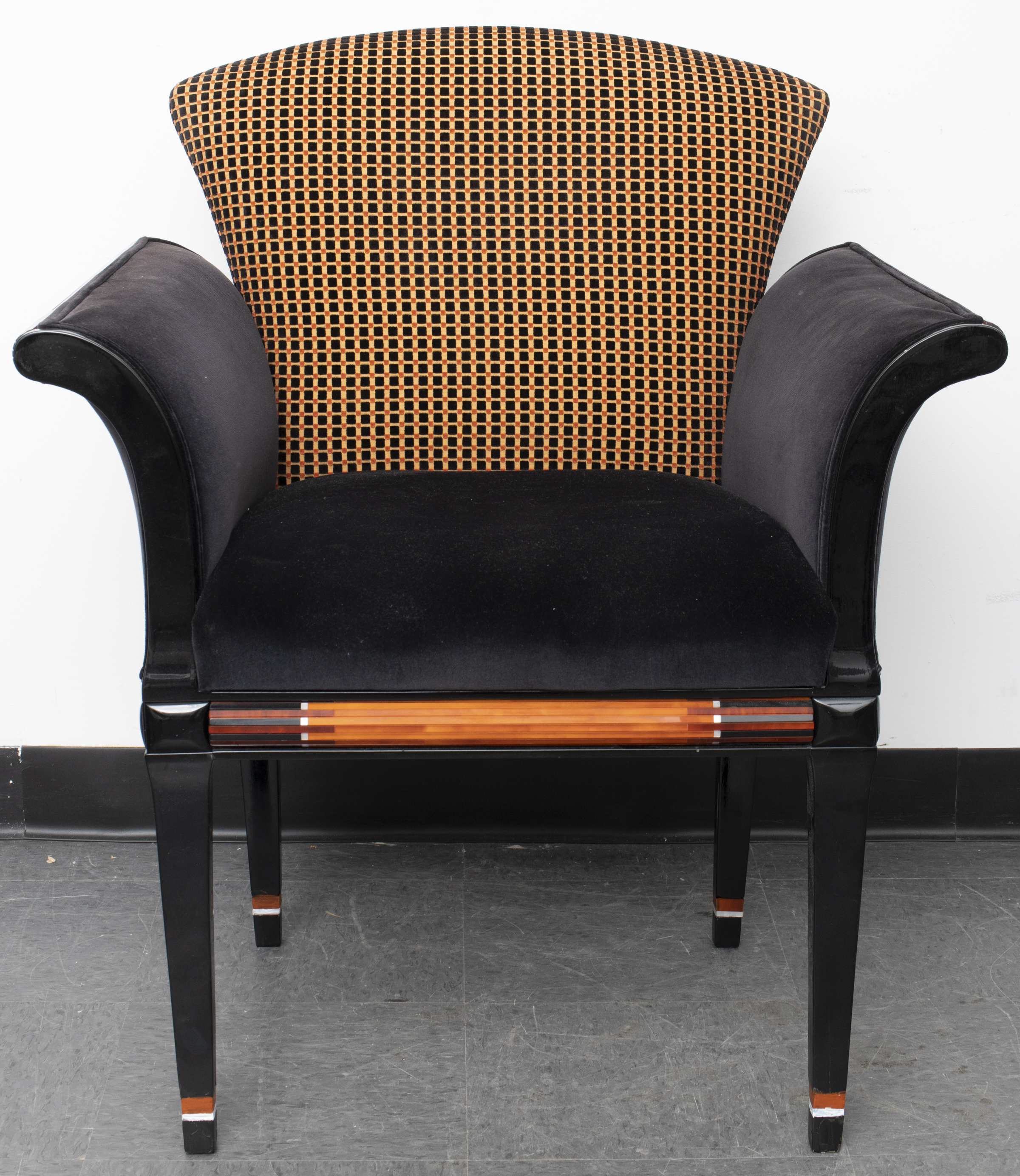 ROBERTO VENTURA ITALIAN MODERN